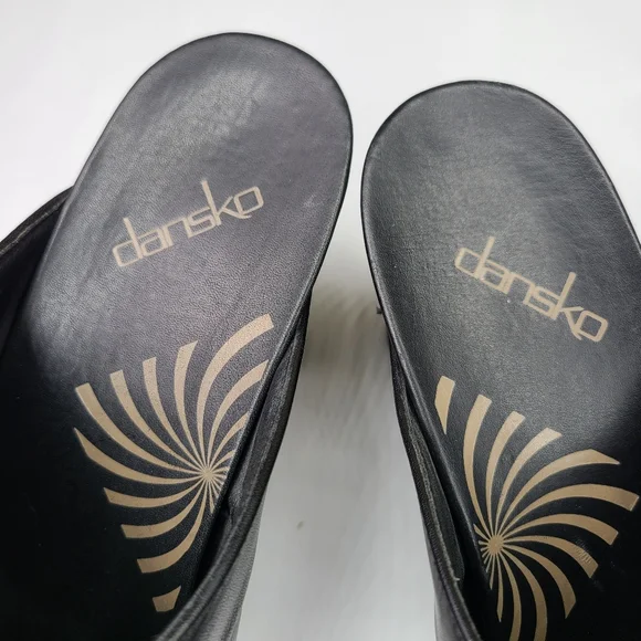 Dansko Black Leather Studded Clog Heels Slip On Size 10 - Picture 2 of 8